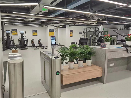 入口.jpg 入口.jpg